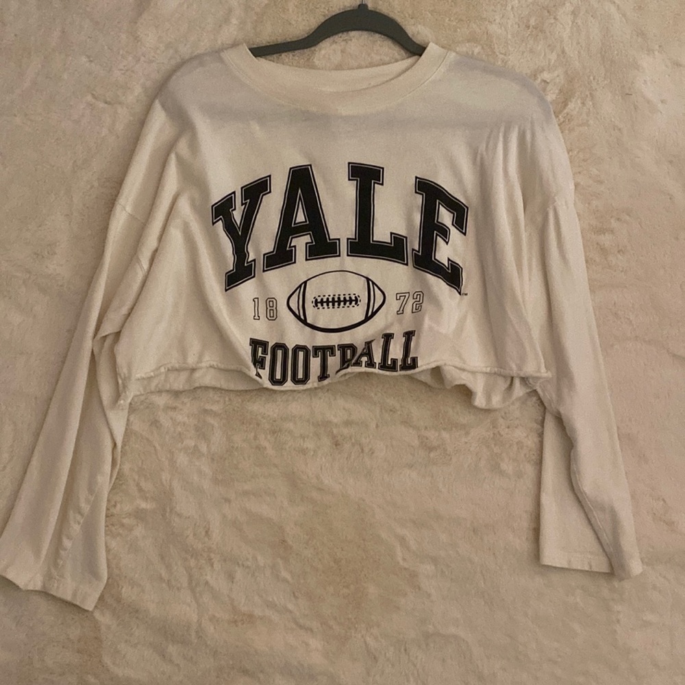 Yale crop top